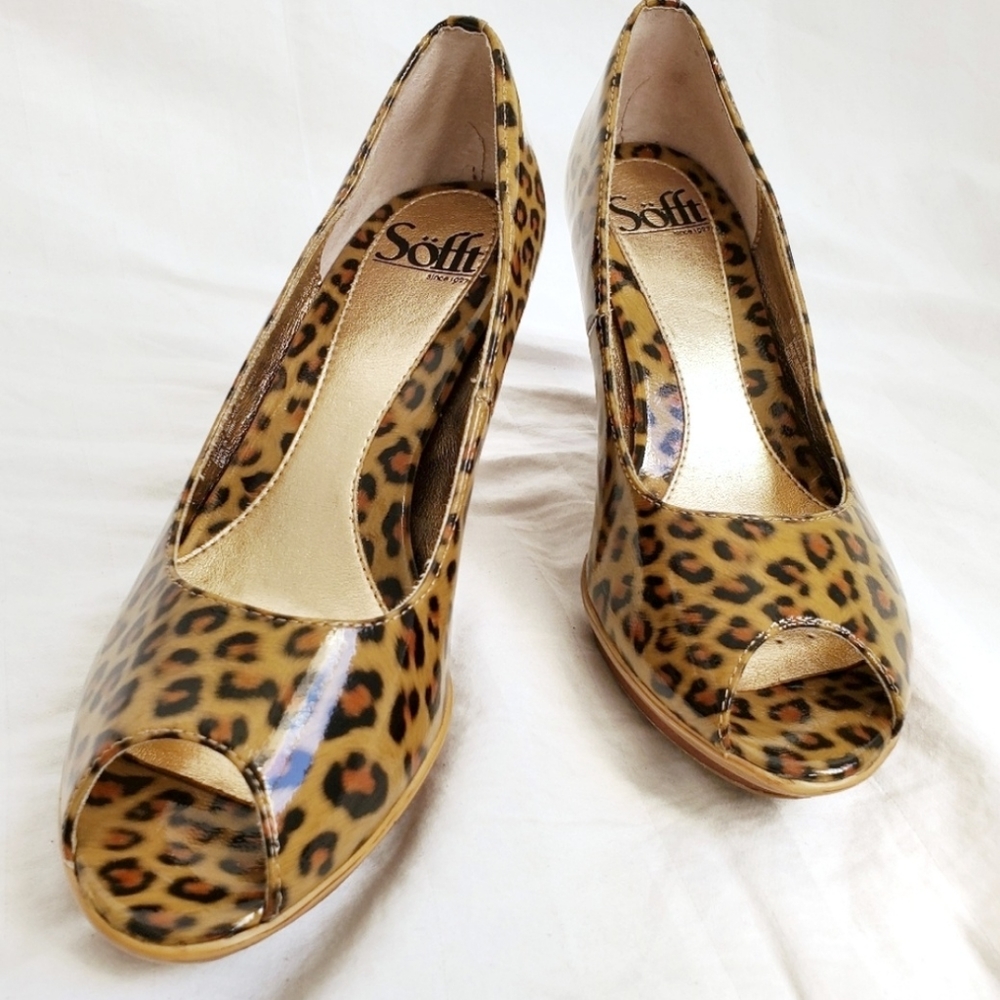 Sofft Cheetah Print Peep Toe 6.5 Heels 3 inch